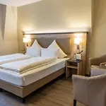 Hotel Ratskeller 3*